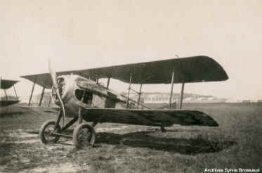 F-AGEBspad7num23.JPG (104639 octets)