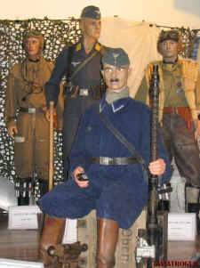 ex12nov04-06.jpg (102355 octets)